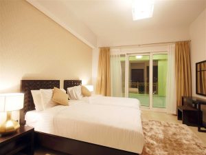 Residences in Shoreline apartments for sale and rent.